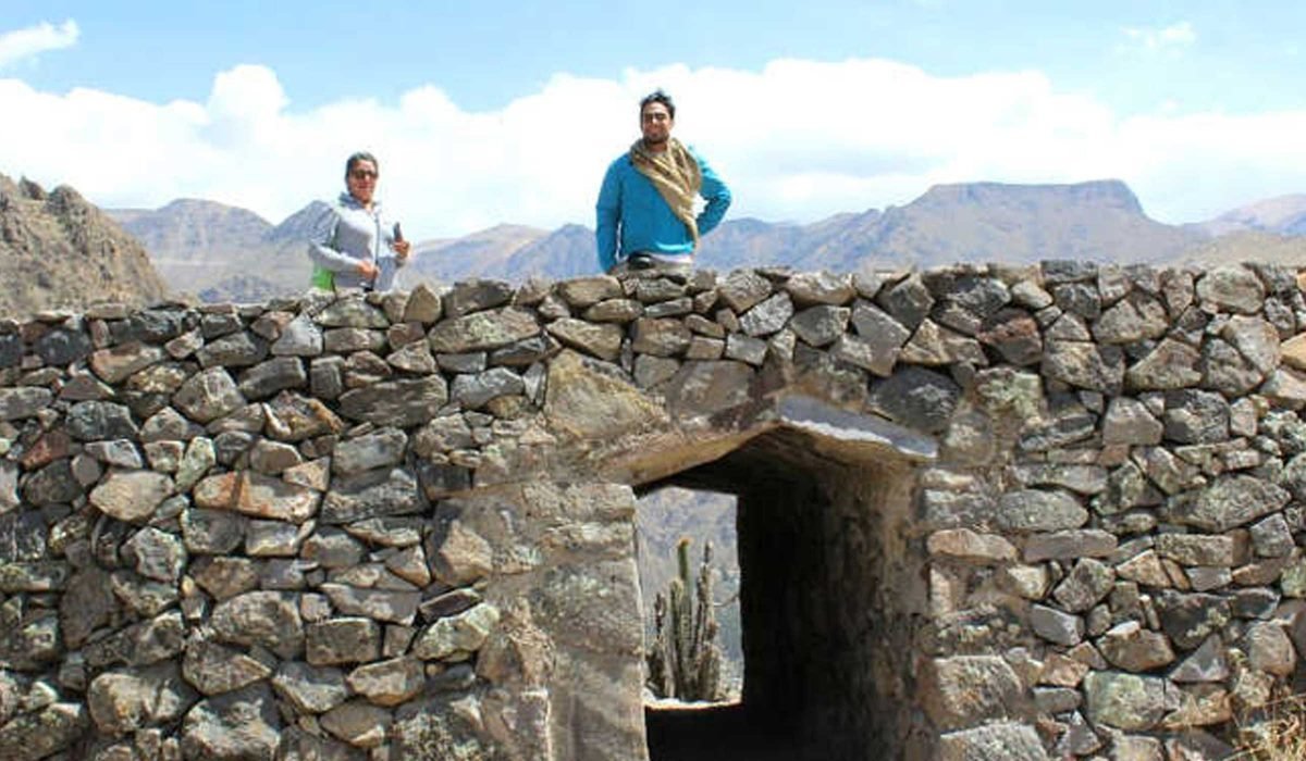 Full Day Madrigal Fortress Tour