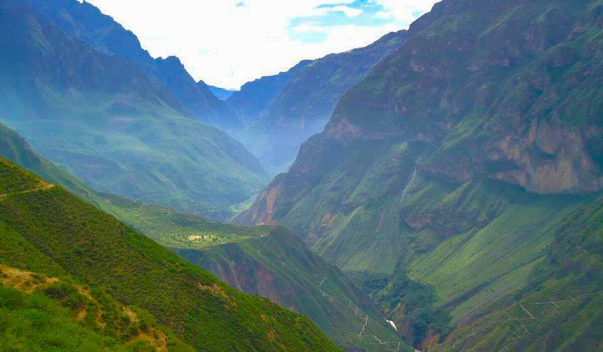 Colca Llahuar Trekking 3 Days / 2 Nights