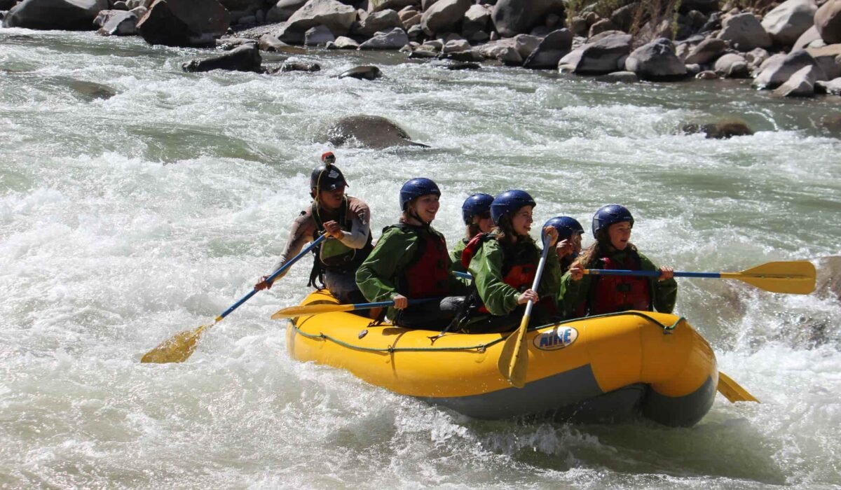 Rafting Chili River Half Day Trip